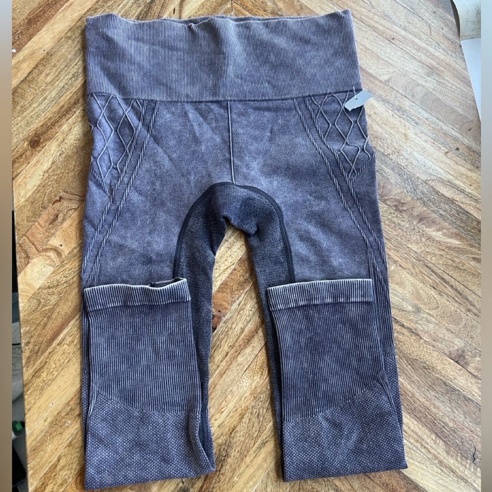 Athleta Purple Gray faded ribbed garment boho active tights leggings Size Small